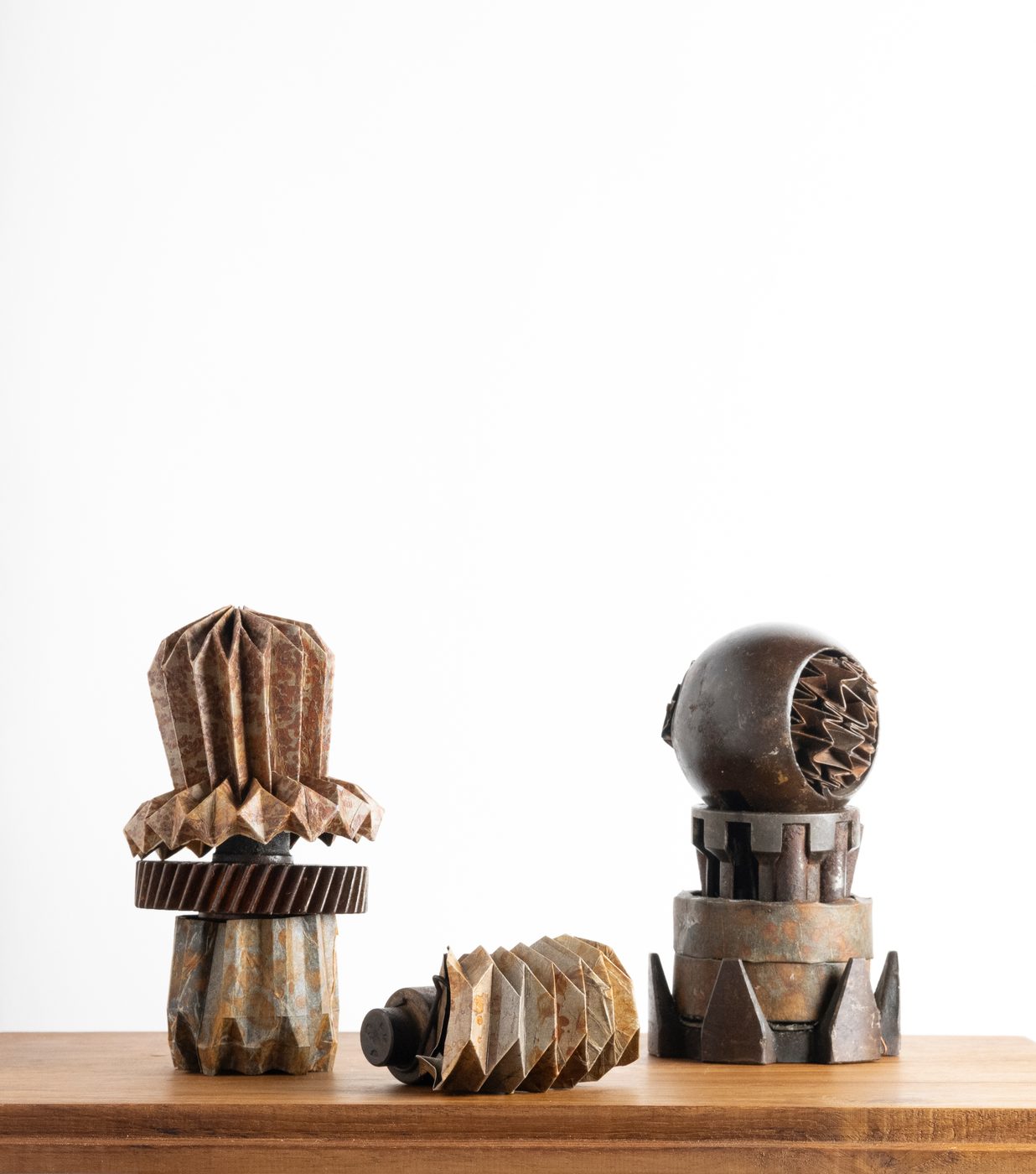 Aroonkamon Thongmorn, Dialogue of objects No. 1, 2022